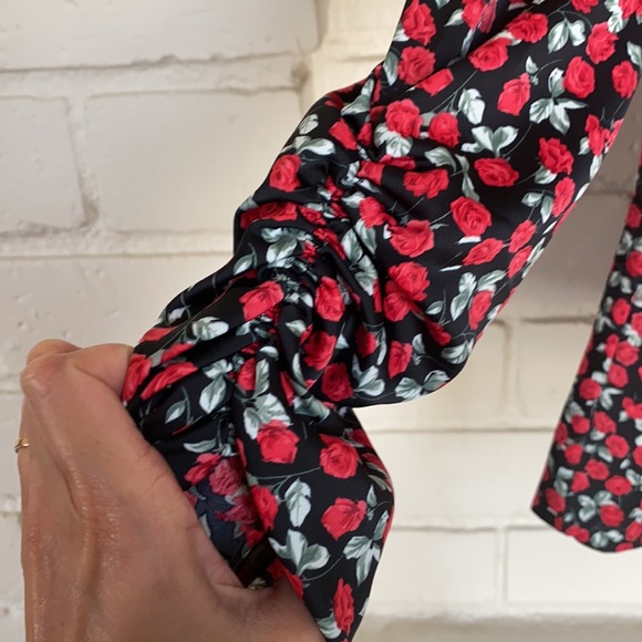 NWT Rose Silk Tie Top - Picture 2 of 3